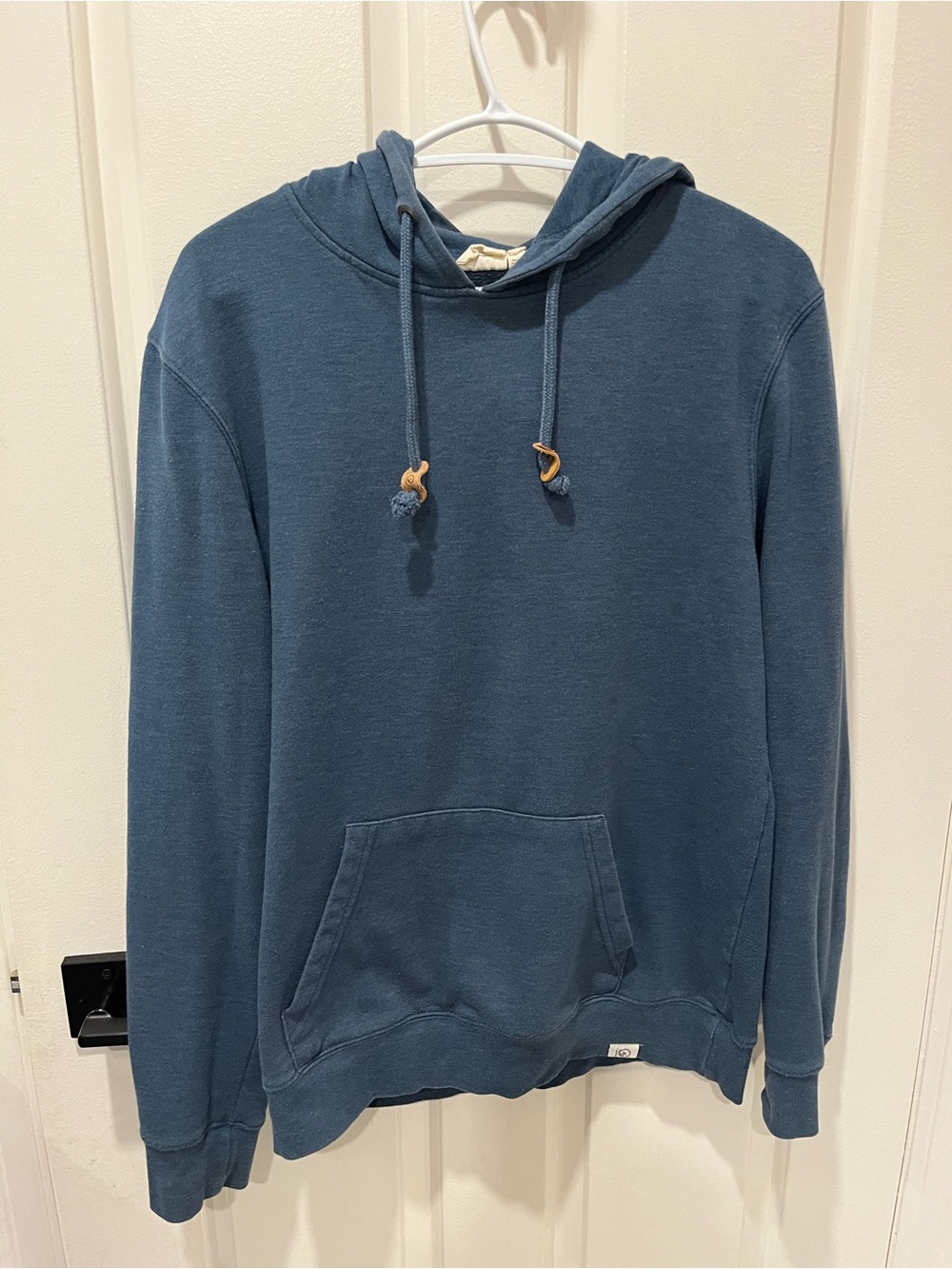 tentree Washed Blue Men's Hooded Pullover